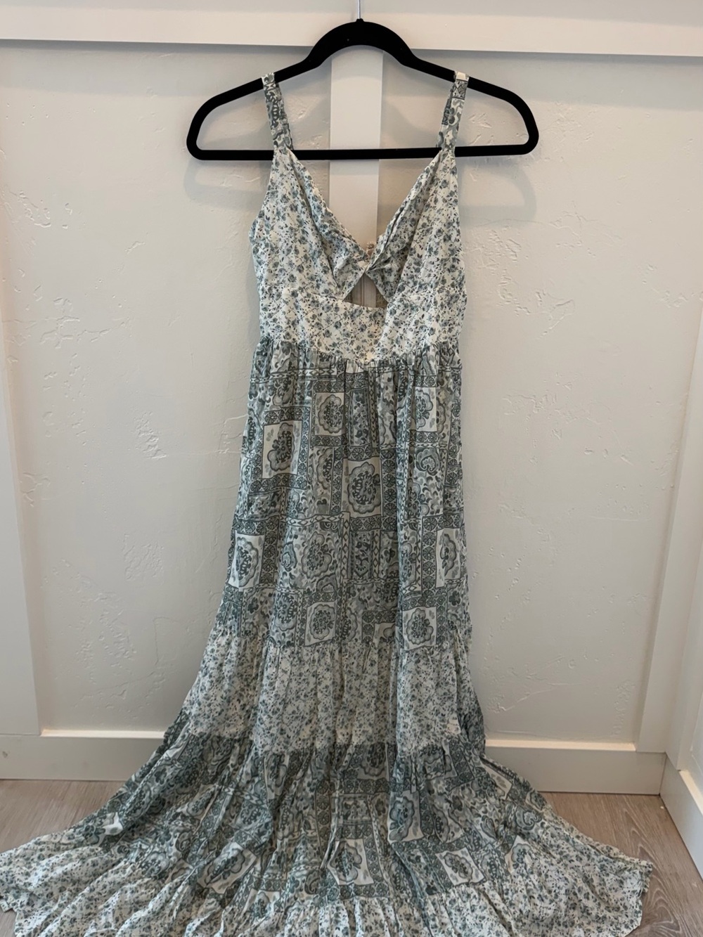 Abercrombie & Fitch Sage Green Floral Tiered Maxi Dress